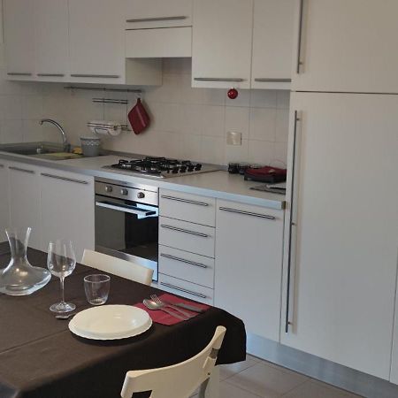 Alby'S Apartment, Nella Motor Valley Con Parcheggio Privato ฟอร์มิจิเน ภายนอก รูปภาพ